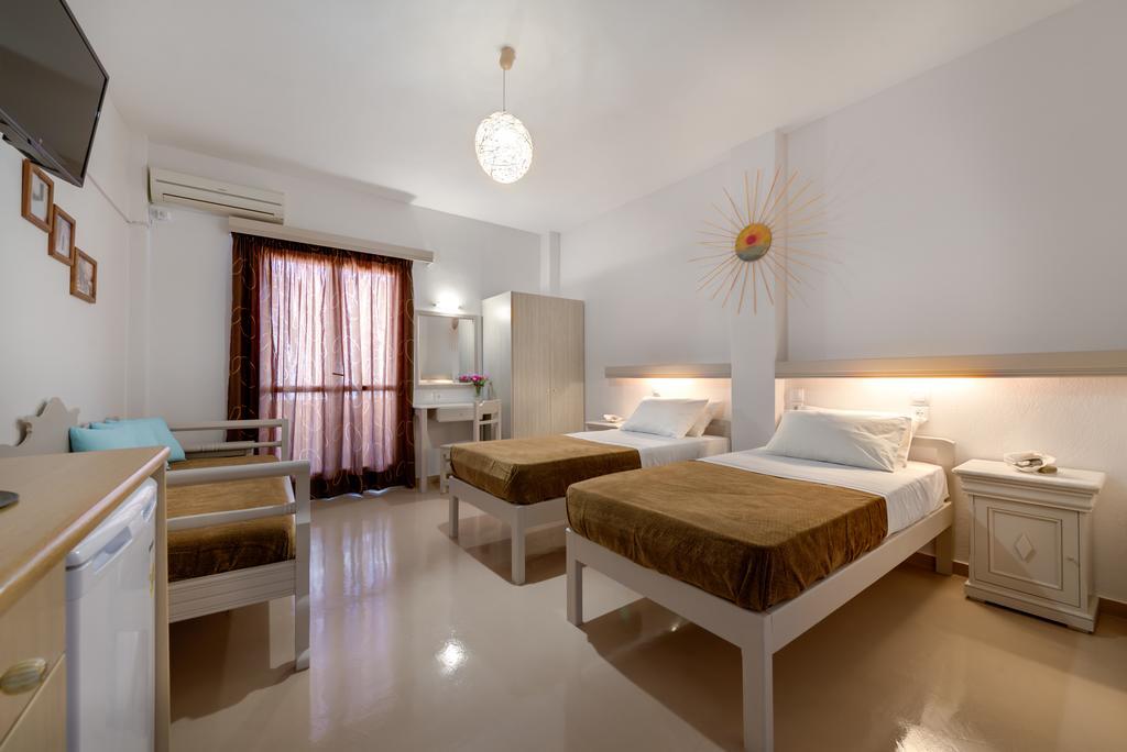Kamarela Studios Kamari  Luaran gambar